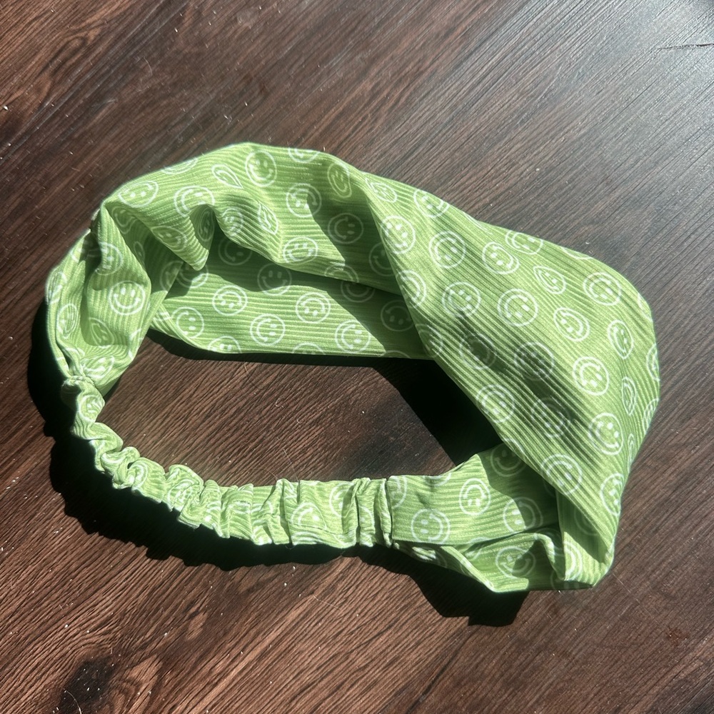 Green Smiley Face Head band